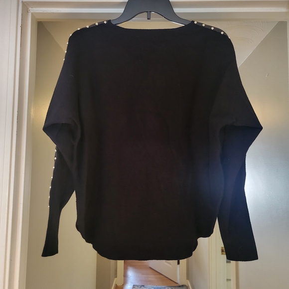 Sioni Black Sweater with Pearl Accents - Picture 2 of 4